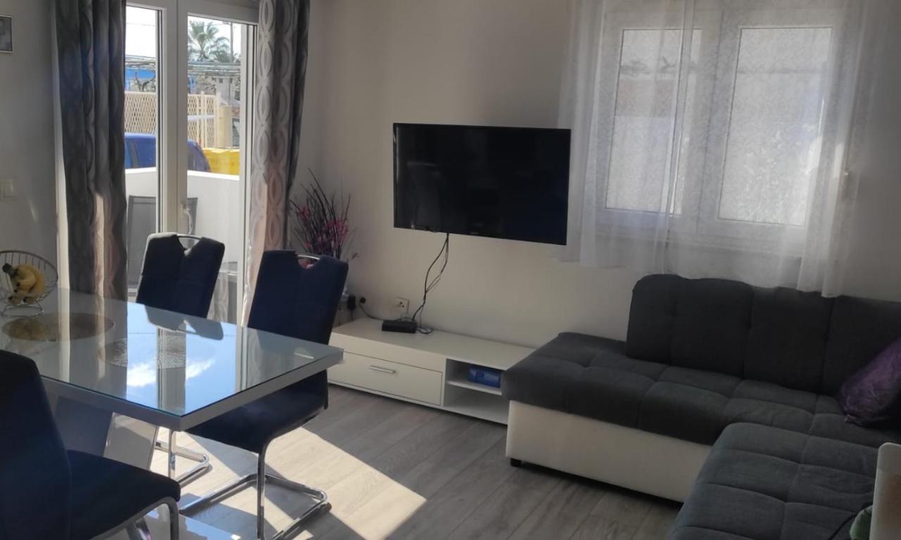 Apartman K&S Kaštela Esterno foto