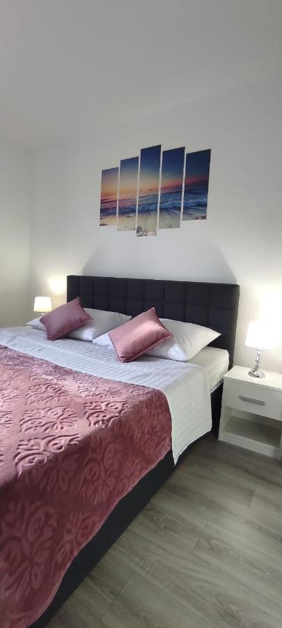 Apartman K&S Kaštela Esterno foto