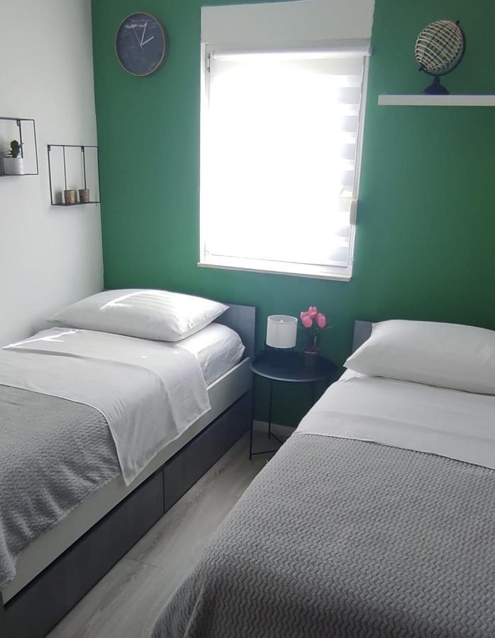 Apartman K&S Kaštela Esterno foto